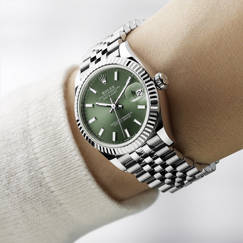 Illustration de MONTRES ROLEX